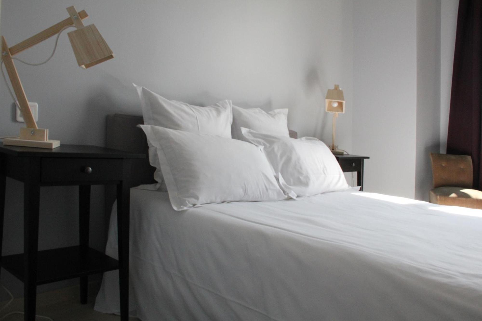 Hotel Courtille De Solutre ภายนอก รูปภาพ