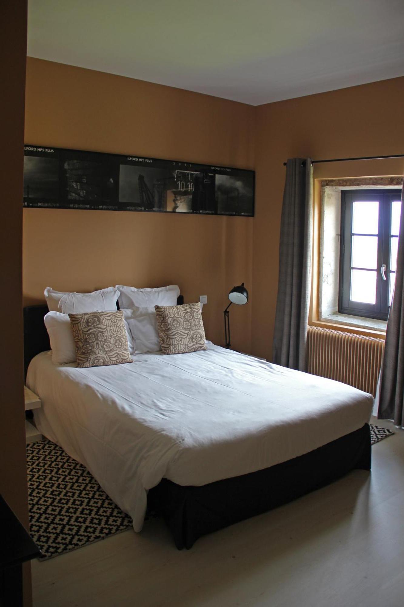 Hotel Courtille De Solutre ภายนอก รูปภาพ